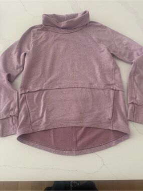 lululemon athletica Women's Find your Unwind Dusty Mauve Turtleneck Pullover